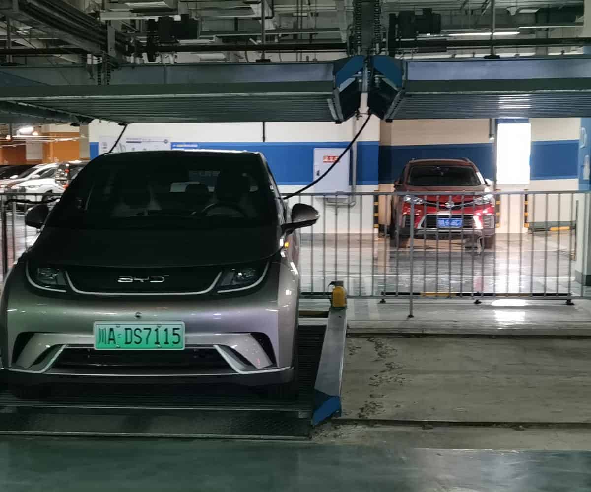 三層升降機(jī)械停車設(shè)備價(jià)格